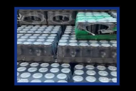 کشف نوشابه انرژی زا فاقد مجوز در بروجرد