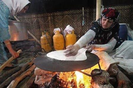 توزیع ۲ هزار تن آرد بین عشایر لرستان