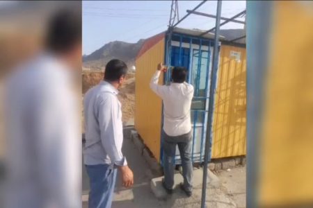 جمع آوری دکه های غیر مجاز در سطح شهر خرم آباد