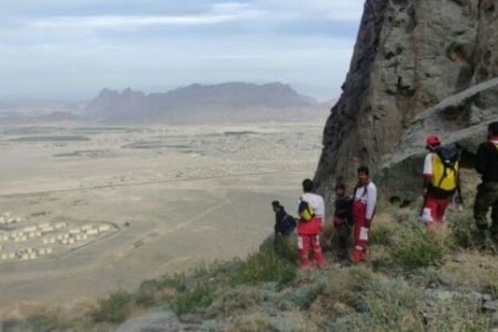 سه کوهنورد اراکی در اشترانکوه گرفتار شدند