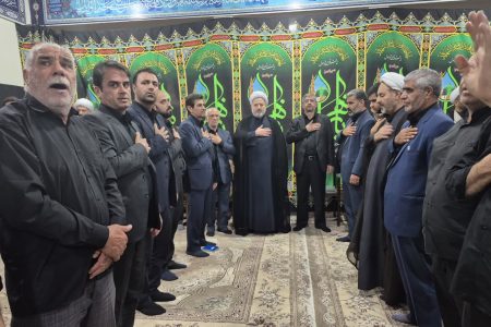 فیلم |حضور استاندار لرستان در محفل عزاداری حسینی