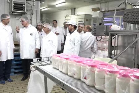 خط تولید شیر خشک پگاه لرستان ۳۰۰ میلیاردتومان اعتبار نیاز دارد