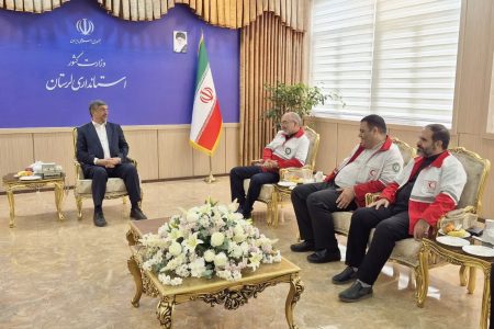 لرستان در حوزه دارو و درمان نیازمند حمایت های ویژه هلال احمر است