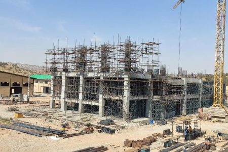 پیشرفت ۳۰ درصدی اولین کارخانه اسید فسفریک خاورمیانه در خرم آباد