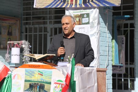نواخته شدن زنگ هفته پدافند غیرعامل در مدارس لرستان