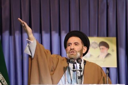 مردم زیر بار گرانی خم شده‌اند/مسئولان تصمیمات فوری بگیرند