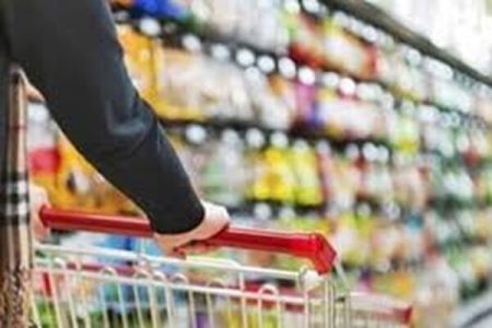مشکلی در تأمین کالاهای اساسی نداریم