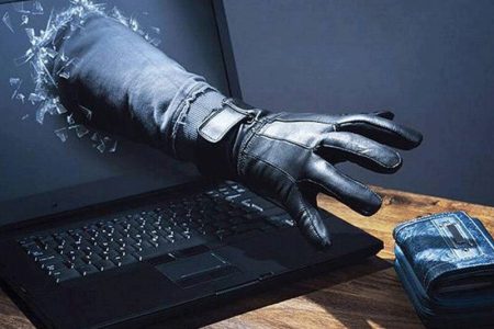 انهدام باند ۴ نفره کلاهبرداری اینترنتی در رومشکان