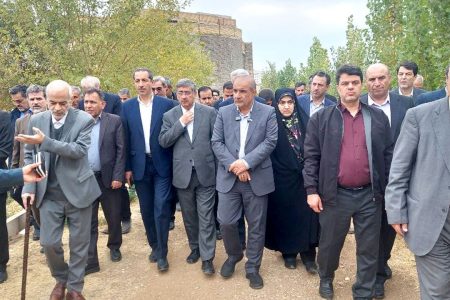 آخرین وضعیت مرکز گیاه‌شناسی زاگرس در خرم‌آباد بررسی شد