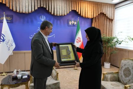 ایجاد مرکز اسناد ملی در لرستان یک مطالبه مهم است