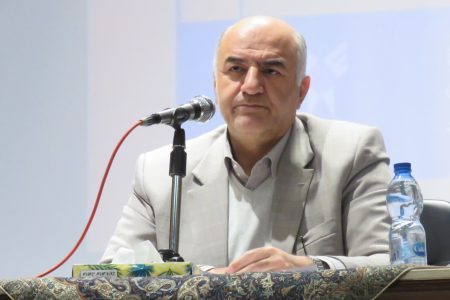 پاسخگویی فرماندار بروجرد به مطالبات دانشجویان