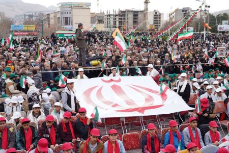۱۰ قاب از حضور باشکوه مردم لرستان در ۲۲ بهمن