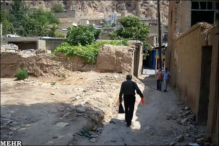 زنگ خطر حاشیه‌نشینی در لرستان؛«کمیته اقدام» برای ۴۹ محله تشکیل می‌شود