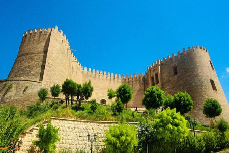نباید با اقدامات غیراصولی ثبت جهانی فلکالافلاک را به خطر بیندازیم