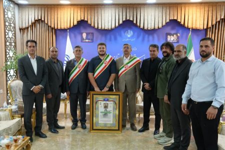 حمایت از قهرمانان ورزشی لرستان با جدیت ادامه دارد