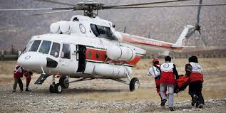 امداد زمینی و هوایی جمعیت هلال احمر لرستان برای نجات دو کوهنورد در ارتفاعات سفید کوه