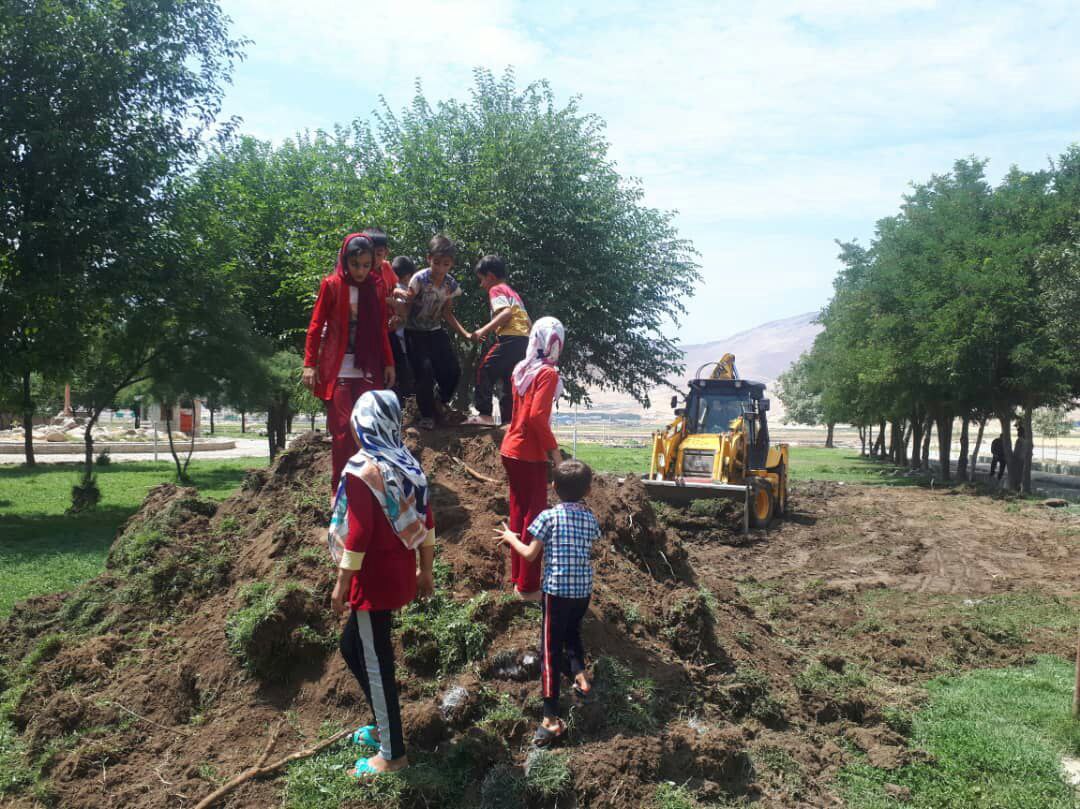 احداث پارک بازی کودکان در شهرستان دورود