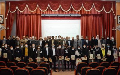 آیین تجلیل از مربیان و ورزشکاران مدال آور هیات دو و میدانی لرستان برگزار شد