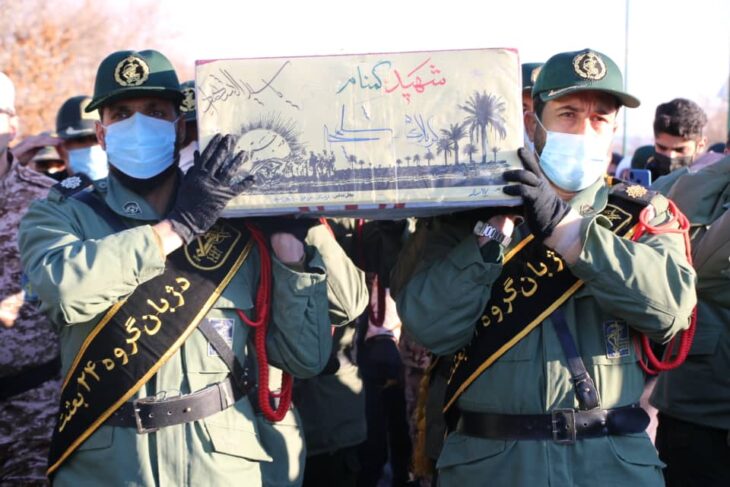 پیکر مطهر شهید گمنام در بروجرد تشییع شد