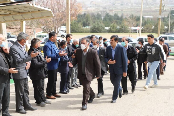 حضور استاندار لرستان در مراسم تشییع و تدفین مادر شهیدان “همت علی” و “نادر جافری”