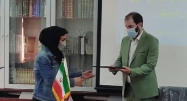 آیین تجلیل از بانوان رکورددار اهدای خون لرستان
