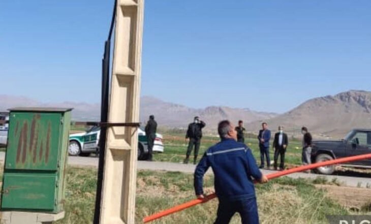 قطع برق ۸ حلقه چاه کشاورزی غیر مجاز در دلفان