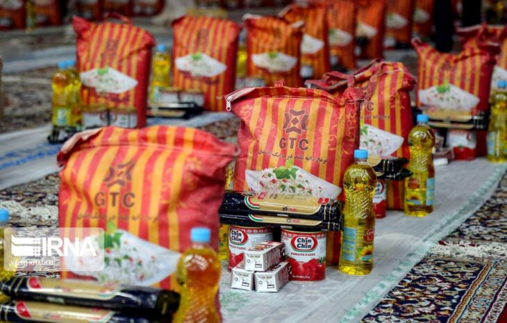 توزیع ۱۸ هزار بسته غذایی در بین خانواده‌های کم برخوردار خرم‌آبادی