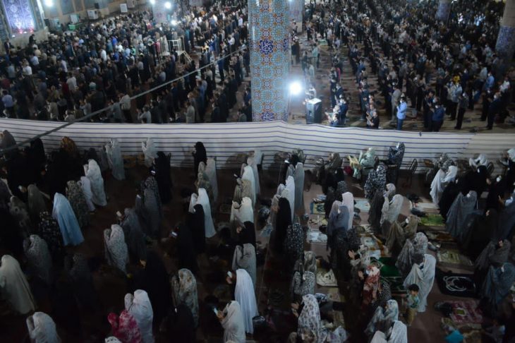 اقامه نماز عید فطر در خرم آباد