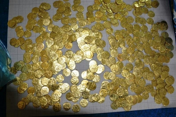 کشف و ضبط ۲۶۴ سکه تقلبی در الیگودرز