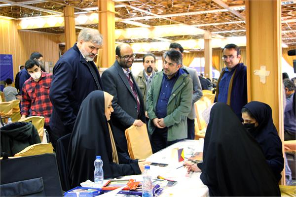 نفرات برتر جشنواره هنرهای تجسمی فجر لرستان معرفی شدند