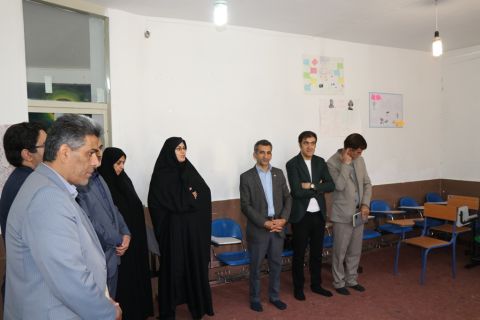 آموزش تعطیل نیست/اجرای طرح اعتکاف علمی دانش‌آموزان در ۵۰ مدرسه لرستان