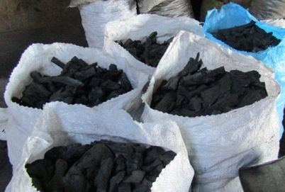 کشف یک تن زغال جنگلی قاچاق در خرم آباد