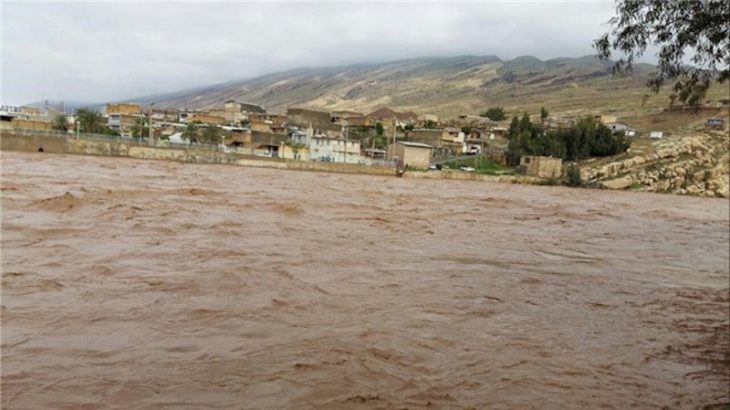 راه ارتباطی ۲۳ روستای خرم‌آباد قطع شد