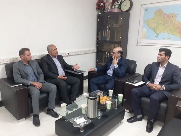 انعقاد تفاهم‌نامه همکاری بین پارک علم و فناوری و ستاد اجرایی فرمان امام(ره) لرستان