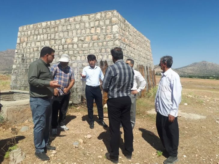 بازدید فرماندار چگنی از تاسیسات آبرسانی سراب «ناوه کش»