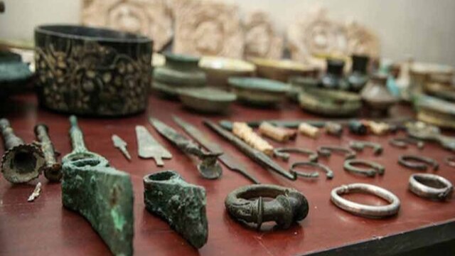 ۳۵۰ قطعه شی تاریخی در لرستان کشف شد
