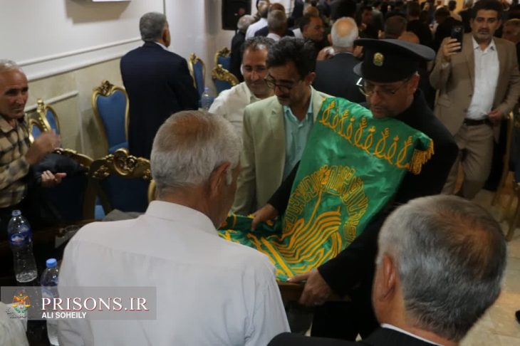 بخشش دو زندانی پس از ۲۳ سال به حرمت امام رئوف+تصاویر