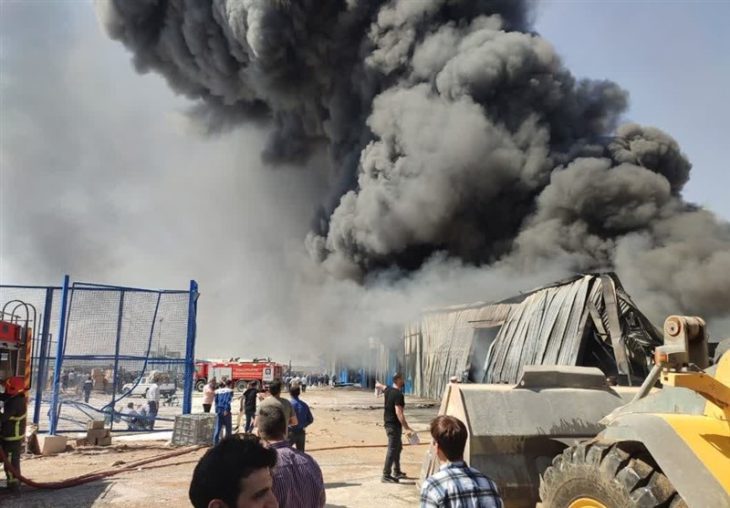 آتش‌سوزی گسترده در کارخانه «پترو پالایش گهر» دورود