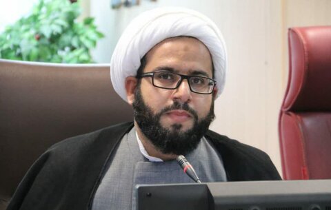 مسابقات کتابخوانی نماز در لرستان برگزار می شود/لزوم تبیین معارف نماز در رسانه ها