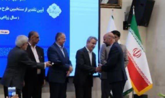 کسب رتبه سوم جهاد کشاورزی لرستان در طرح جهش تولید