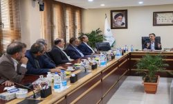 تاکید رئیس ستاد اجرایی فرمان امام بر رفع مشکلات مخابرات