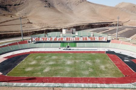 ورزشگاه ۱۵ هزار نفری خرم‌آباد آماده بهره برداری