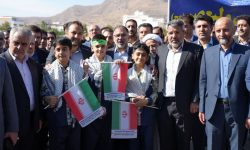شهدا بهترین الگوی مبارزه با استکبار هستند