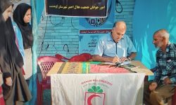 ۲۴ سال ویزیت رایگان نیازمندان توسط پزشک لرستانی