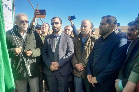افتتاح بند خاکی شهدای «گلچهران» بروجرد