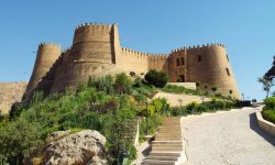 آغاز استحکام ‌بخشی ضلع جنوبی قلعه تاریخی «فلک‌الافلاک»