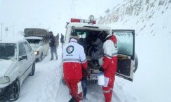 امدادرسانی به ۴۷ نفر گرفتار در برف و کولاک لرستان