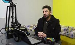 ساخت عینک هوشمند برای نابینایان توسط مخترع بروجردی