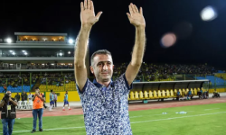 یک لرستانی سرمربی صنعت نفت آبادان شد