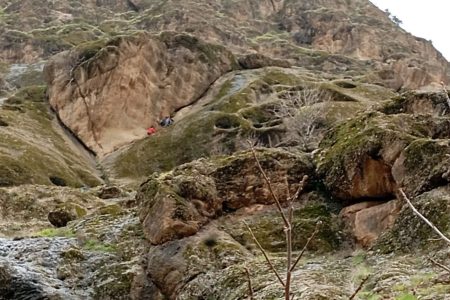 نجات کوهنورد خرم آبادی گرفتار در ارتفاعات مخملکوه